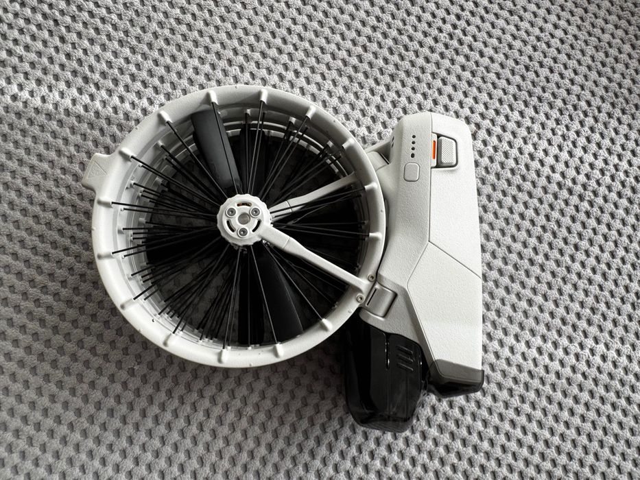 Продавам дрон DJI FLIP Fly more combo (DJI RC 2)