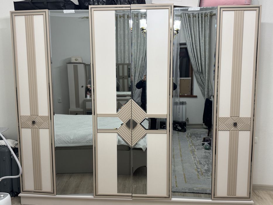 Спальная гарнитура