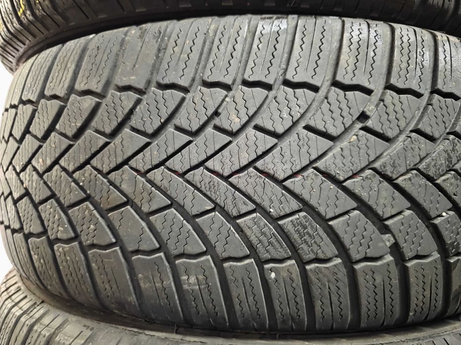 4бр Зимни гуми 205 55 17 - Bridgestone - DOT 2023