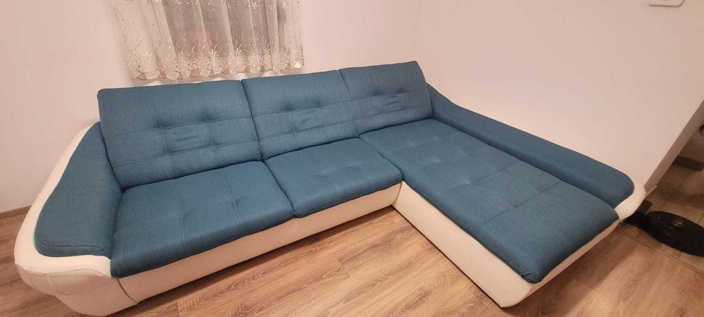 Coltar 3 locuri de vanzare