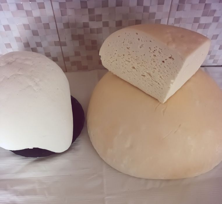 Urdă  de oaie și vacă  disponibilă