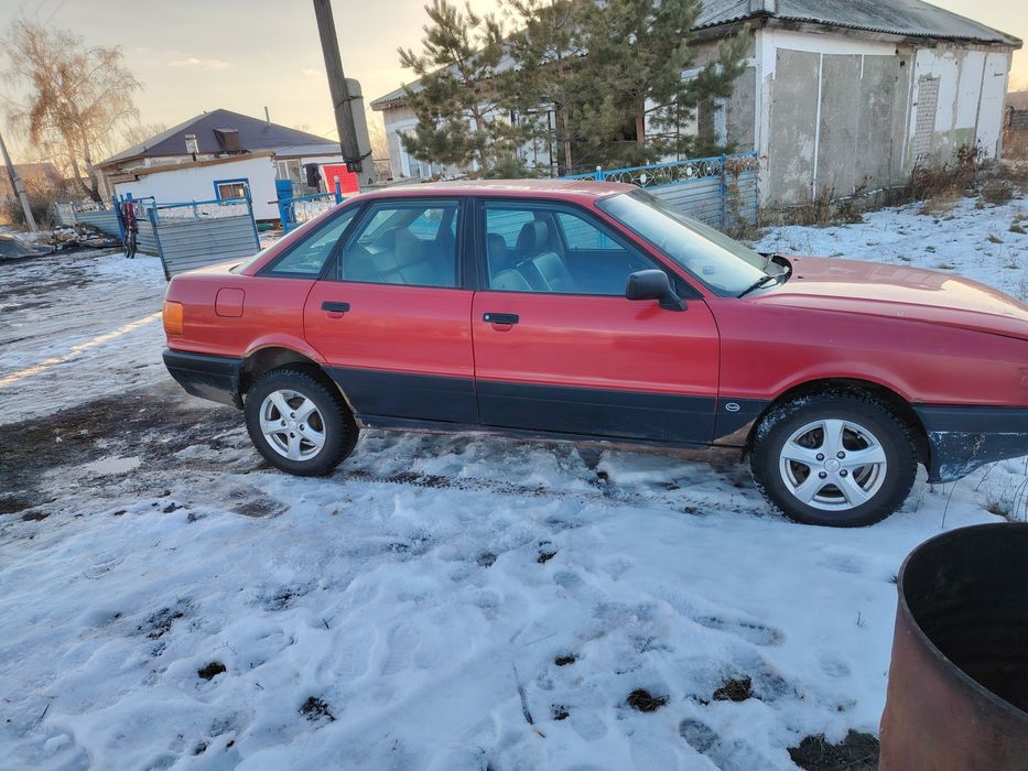 Продам Ауди 80 объём 1.8 моно