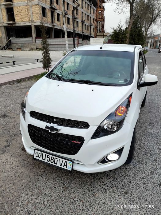 Spark 2014-yil 2 pozitsa Metan gazlari bn