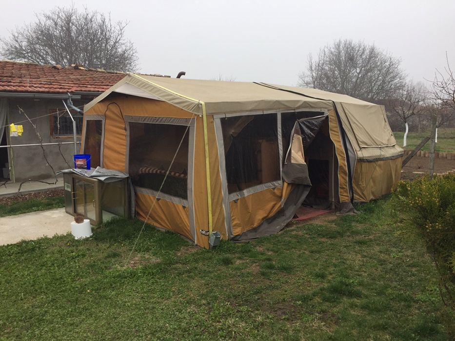 Каравана палатка Камптурист без документи за стационарно ползване