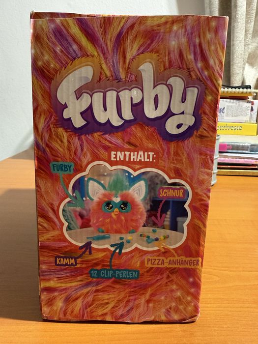Furby coral, germana, NOU!!!