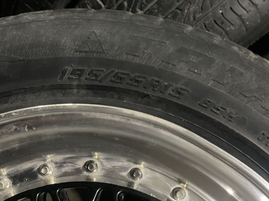 Срочно продам диски от гольфа и мазды