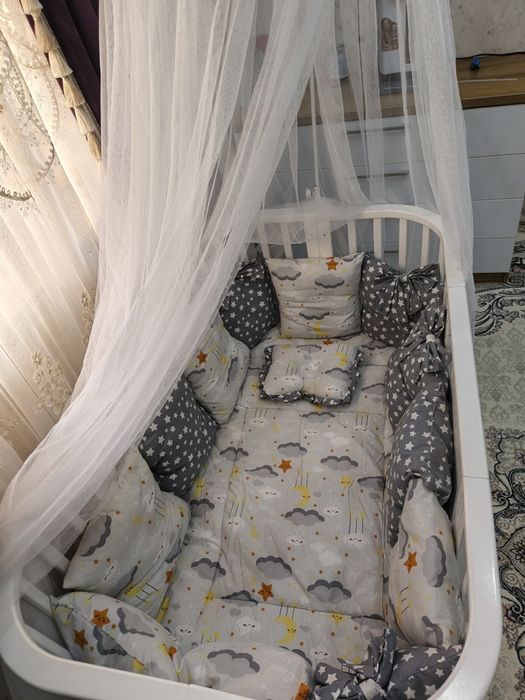 Детская кроватка