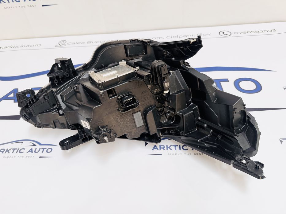 Far stanga led Renault Clio V model dupa 2019 cod 260609987R
