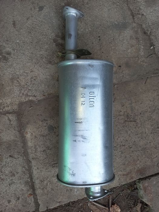 Продам глушитель.
