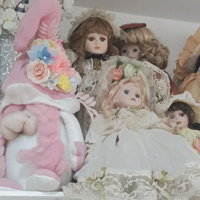 Порцеланови кукли