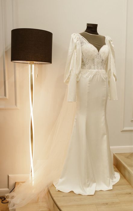 Rochie mireasa tip sirena