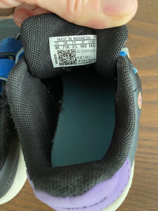 Sneakers adidas pentru copii - unisex