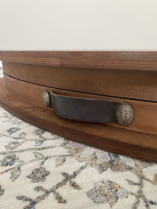 Продам новый стол