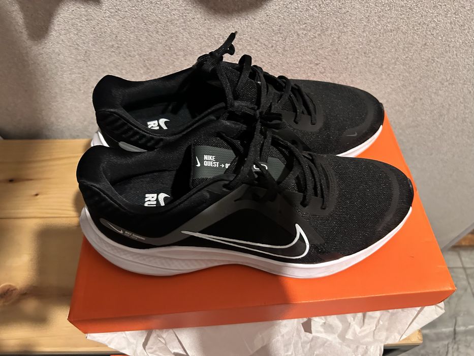 Кроссовки Nike Quest 5