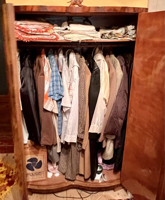 Mobila veche nuc, 12 obiecte