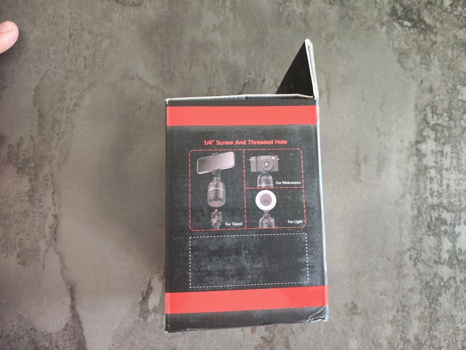 Suport telefon cu urmărire inteligenta