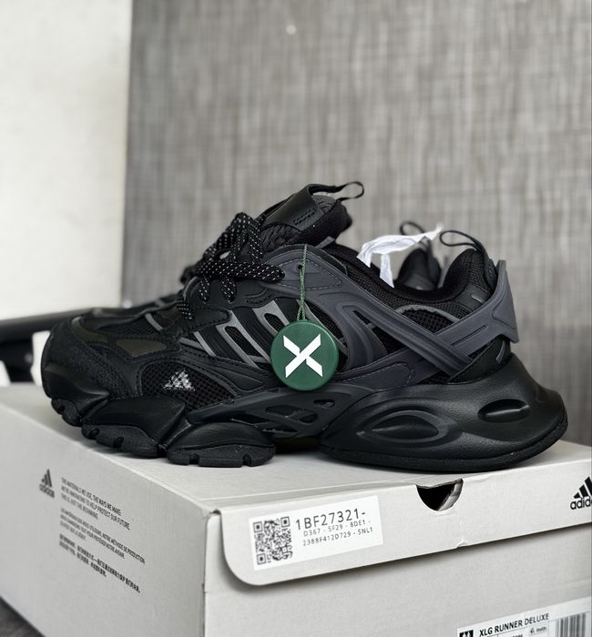 Adidas XLG Runner Deluxe