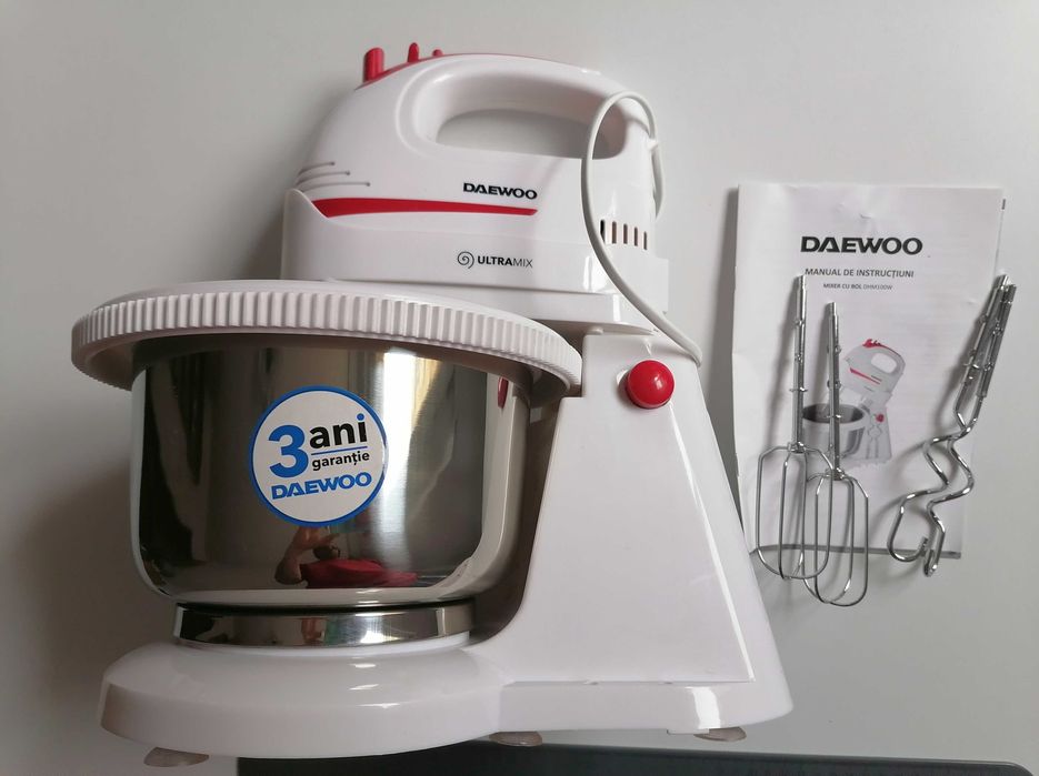 Mixer NOU Daewoo DHM100W, 300 W, bol inox rotativ 2 l, Turbo, 5 viteze