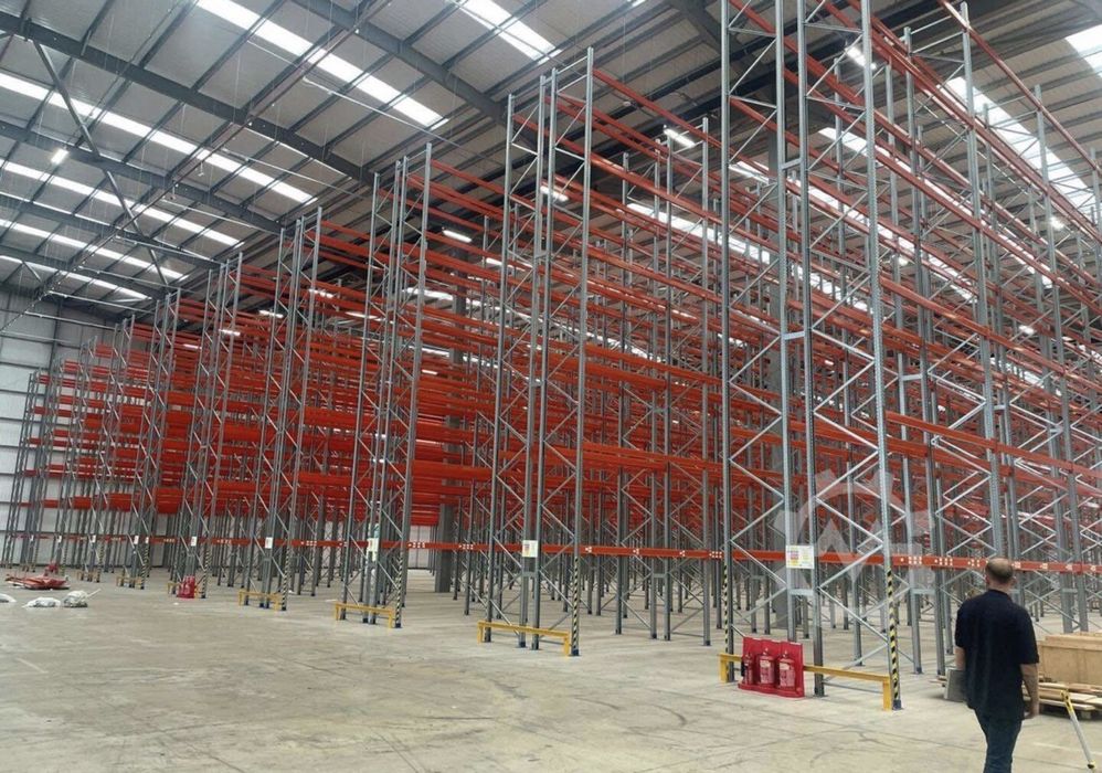 Rafturi metalice depozitare paleti