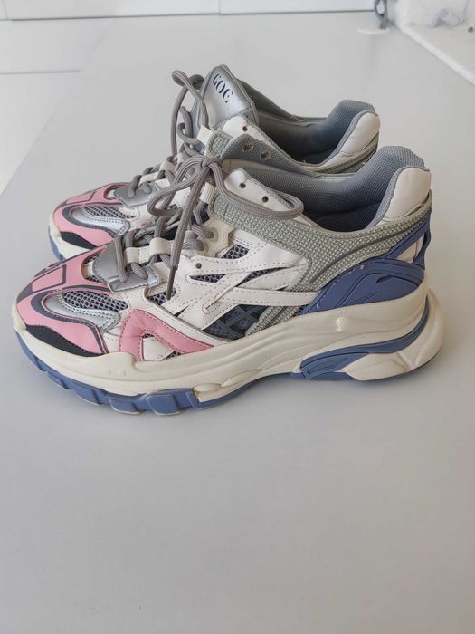 Дамски маратонки Goe