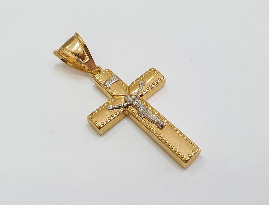 Pandantiv cruce din aur de 14K – 4,39 g