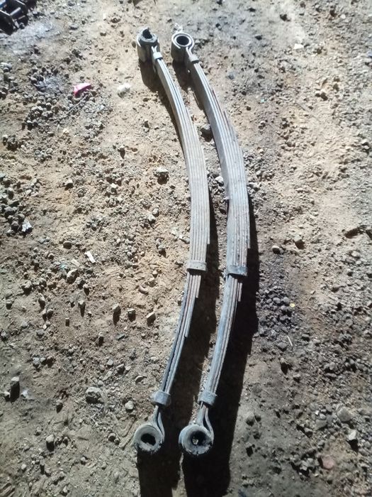 Продам рессоры УАЗ