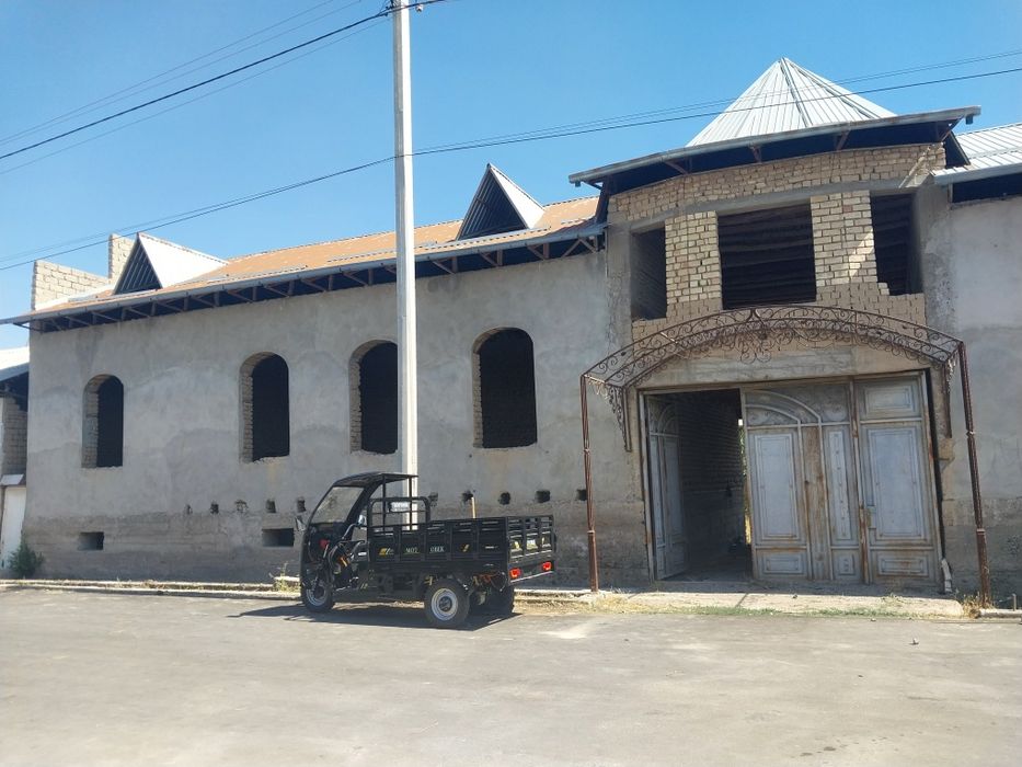 Участка сотилади