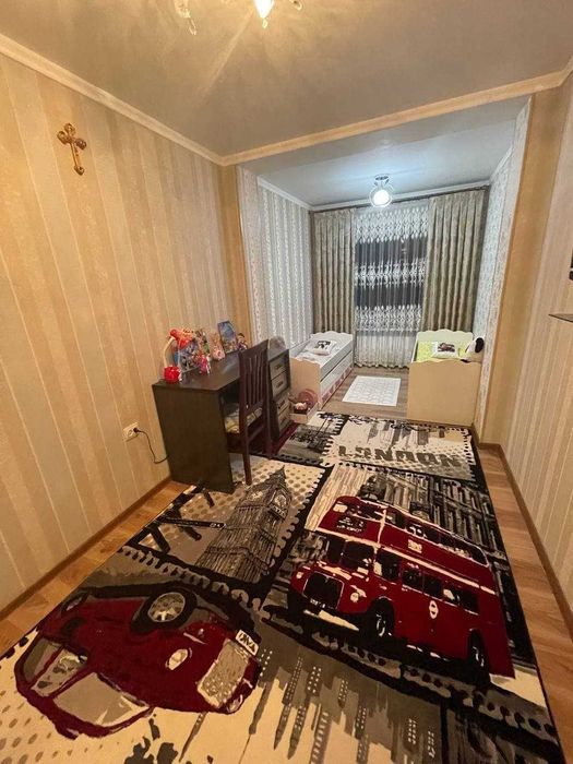 Новза срочно сдается 3 комнатная