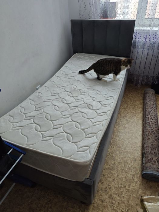 Продам матрас. 10000