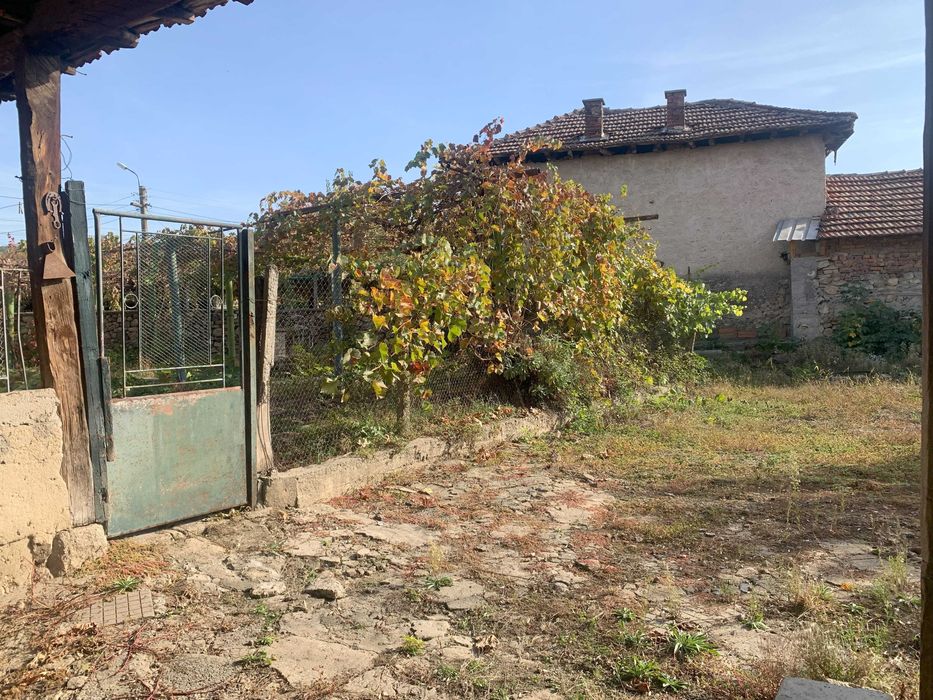 Продава се Къща в с. Домлян, Област Пловдив - 80 кв.м за 351 €/кв.м - Снимка #10