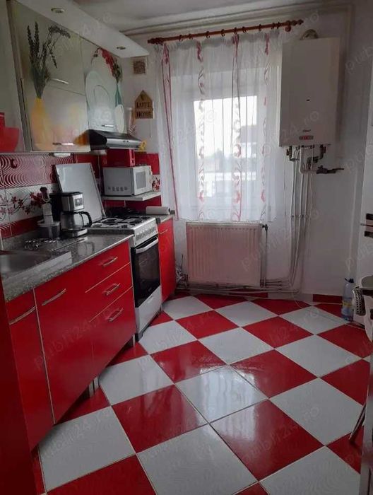 Apartament cu 2 camere de vânzare în Sf. Gheorghe, pe Al. Avântului!