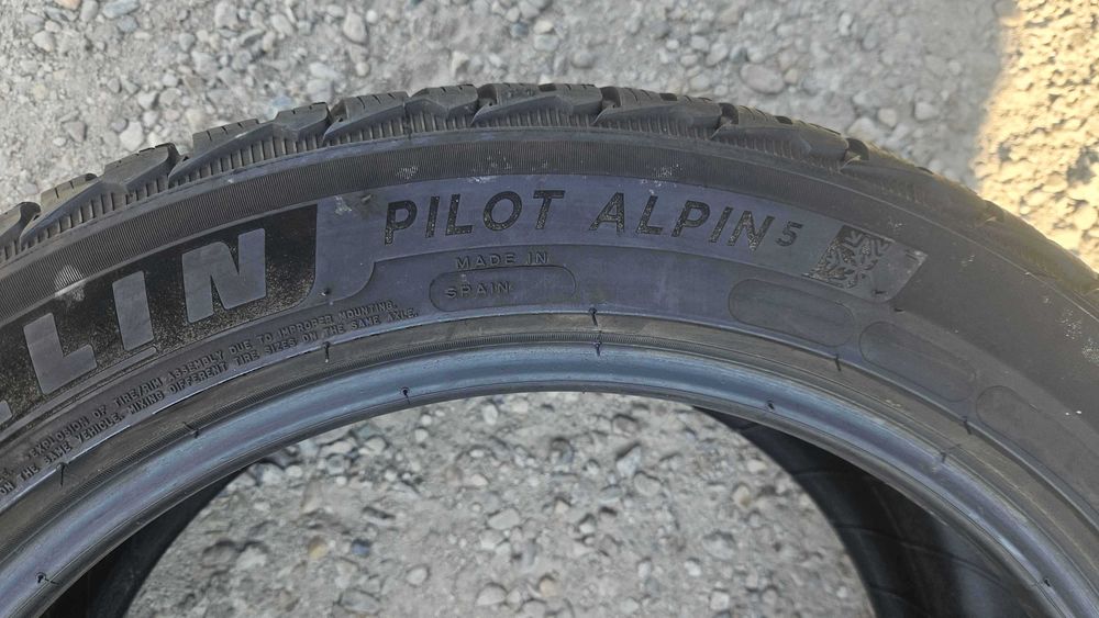 255/45 R18 • Iarna • Michelin Pilot Alpin 5 103V XL | 2 buc | Pret/buc