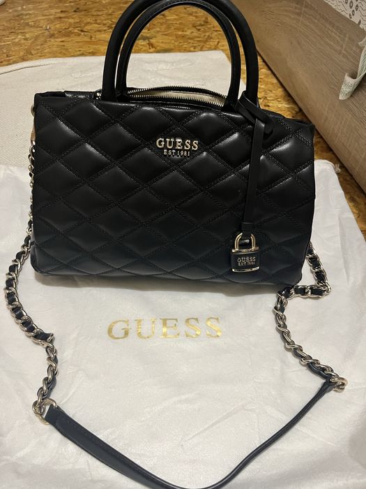 Оригинална чанта Guess