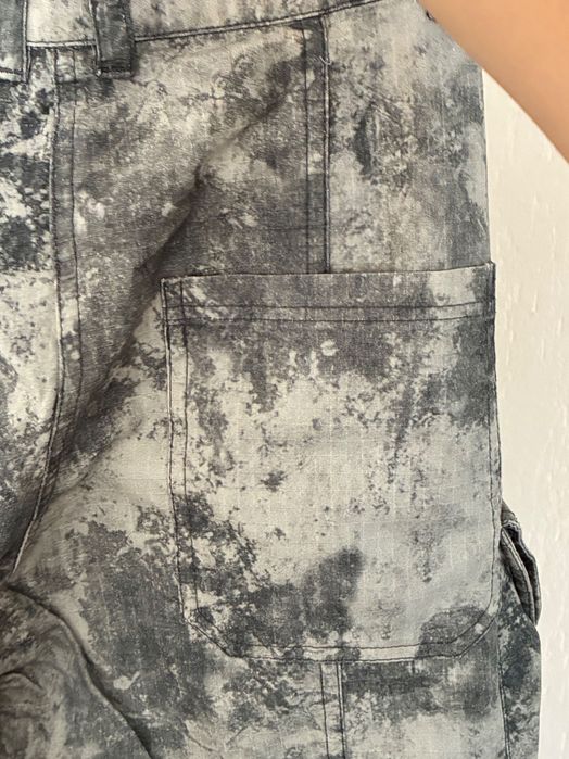 Cargo панталони Zara