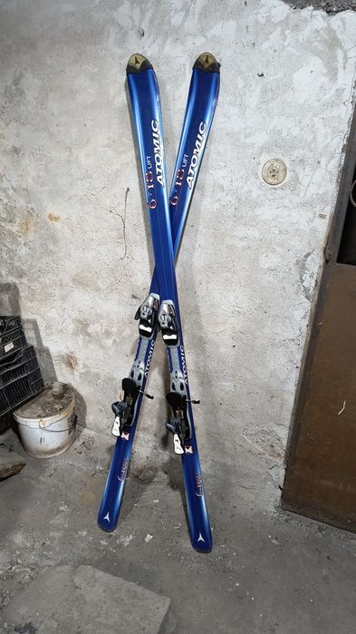 Ски carv 6-18 lift atomic 180 и каска