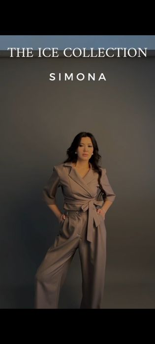 Продам брючный костюм