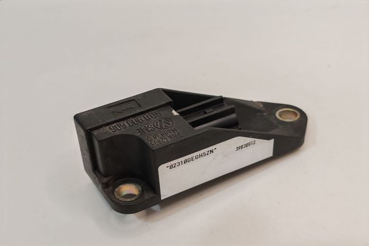 Senzor Impact 39030812 / 6Q6909606 Volkswagen VW Golf a 4-a generatie