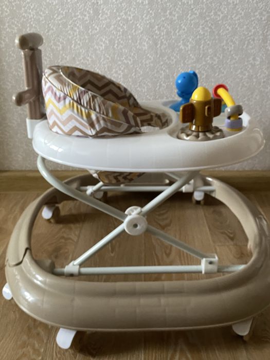 Продам ходунки б/у