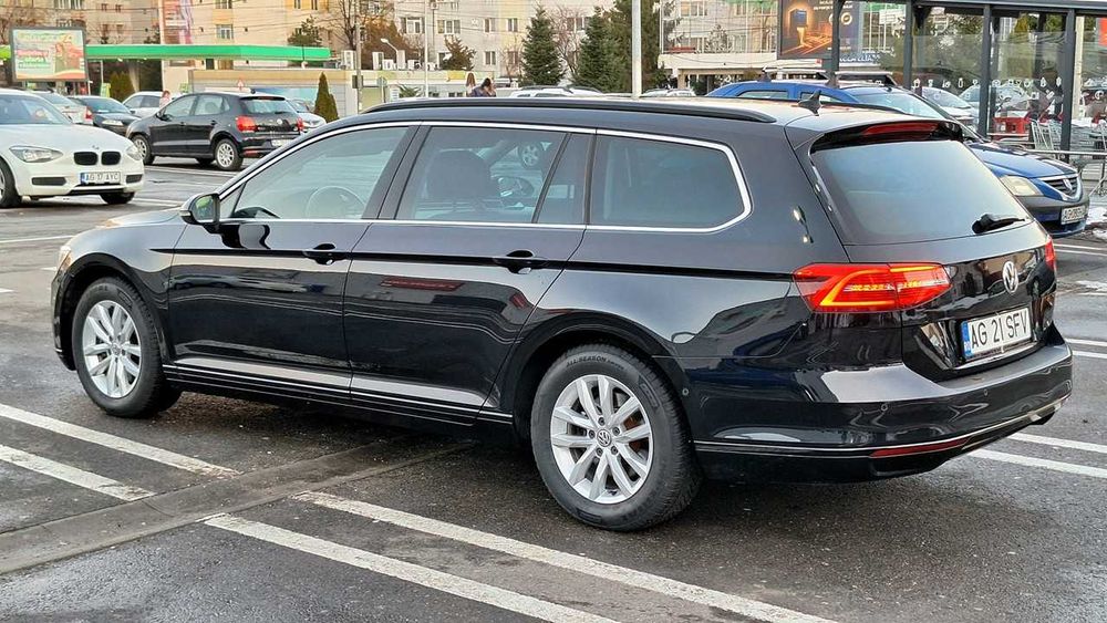 VW Passat B8 2016 2.0 150 cp Euro 6 DSG fara Adblue Panorama LED