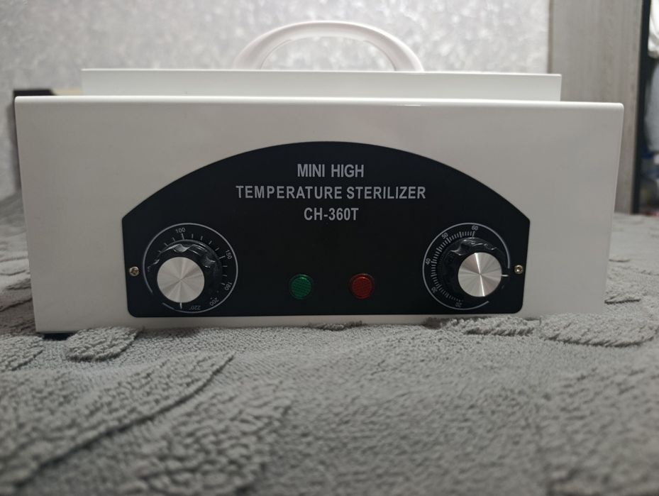 Продается Сухожарный шкаф для стерилизации инструментов