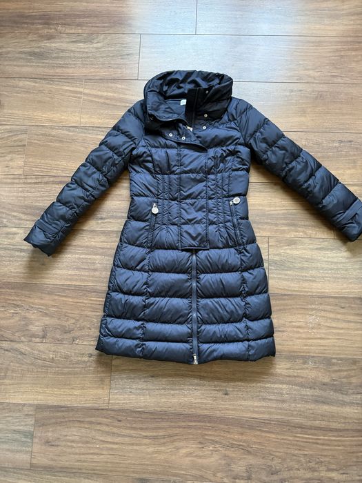 Продам женские куртки