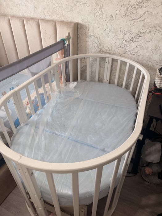 Продам детскую кроватку