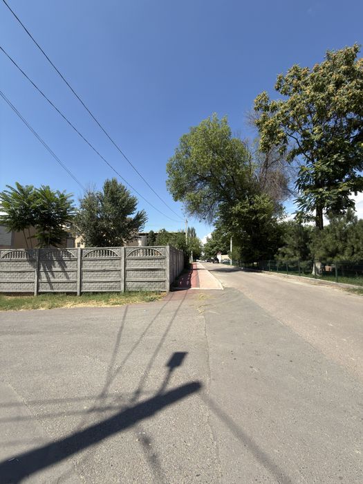 Продажа под комерцию 6 сотко Учхоз фасад 40-15 ориентир Колледж