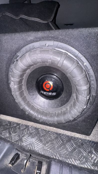 Subwoofer Reiss 1200wRMS+ Amplificator Taramps