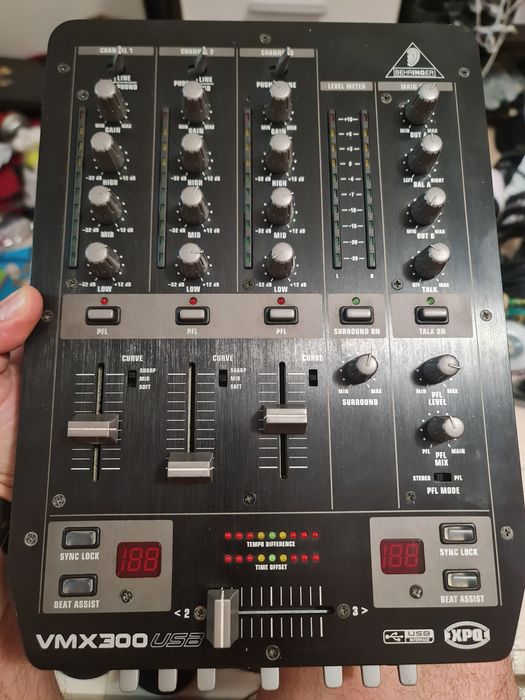 Mixer audio behringer profesional vmx 300