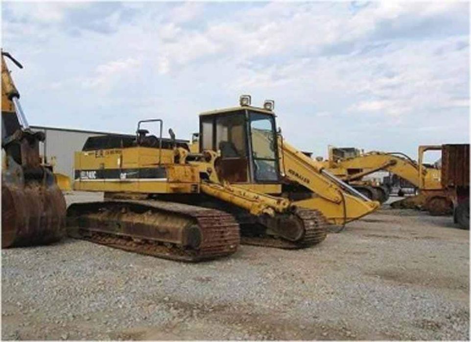 Dezmembrez excavatoare Caterpillar EL240C,375L, 385B, E140, E180–piese