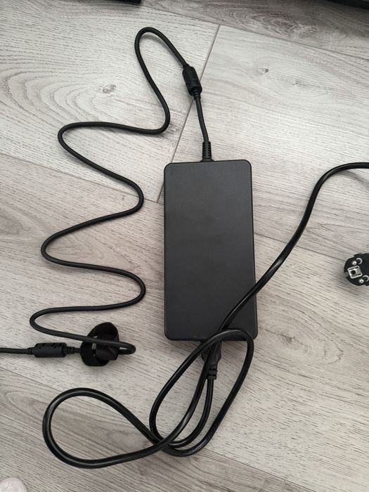 Зарядно за лаптоп Acer Nitro и Predator 230W съвместимо (19.5V 11.8A)