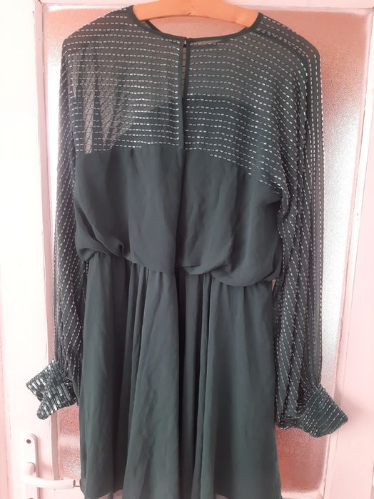 Vând rochie Asos nr 44 cu pietre