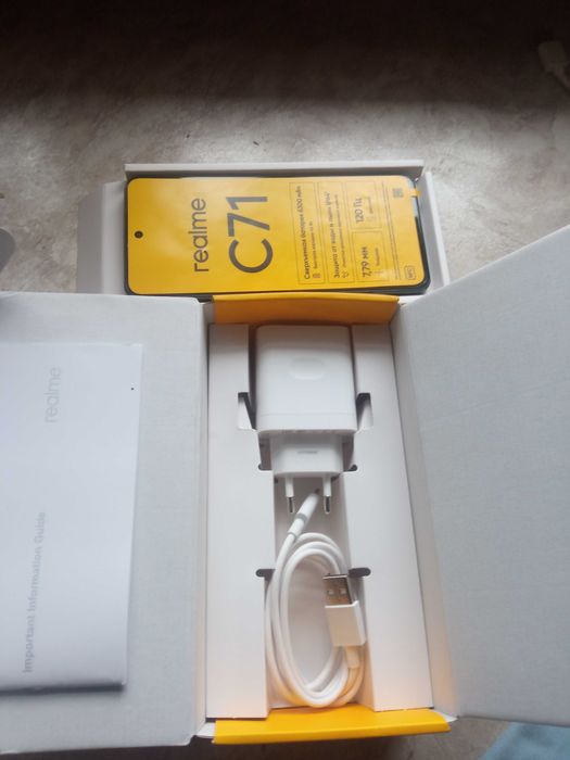 Смартфон Realmi C71