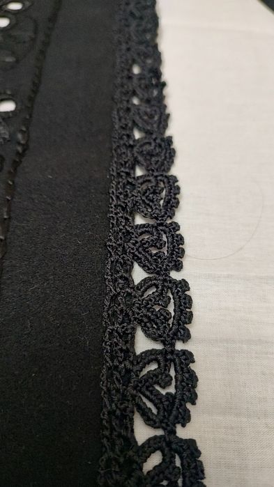 Catrințe brodate manual, zona Sibiu și Făgăraș